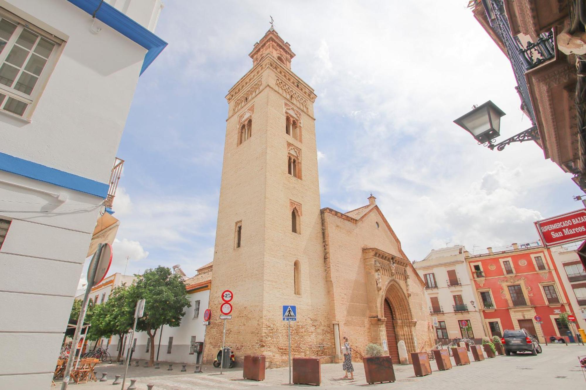 Lovely Apt In The City Center - 15M Walk Giralda Севилья Экстерьер фото